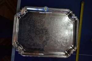 Piese de patrimoniu, furate din Norvegia, găsite de un buzoian la talcioc